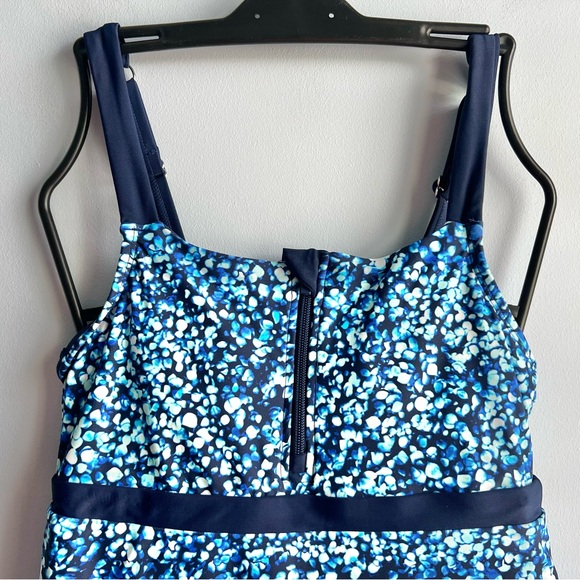 Lands' End Women's Blue Speckled One Piece Swimsuit - Picture 2 of 12